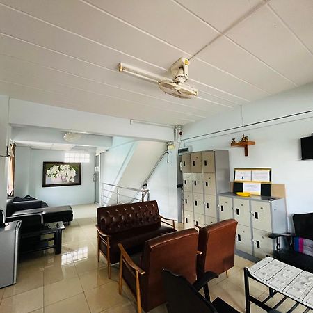 Patone Hostel プラナコーン・シー・アユタヤ エクステリア 写真