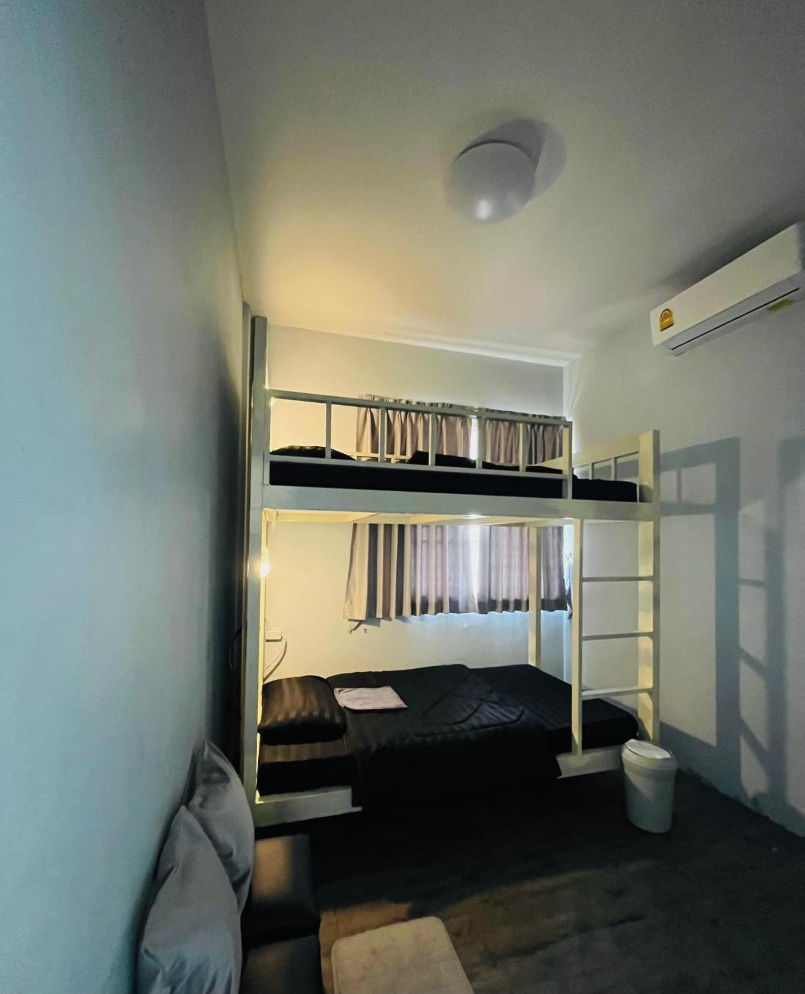 Patone Hostel プラナコーン・シー・アユタヤ エクステリア 写真