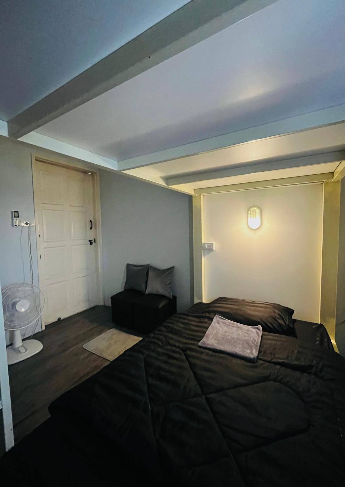 Patone Hostel プラナコーン・シー・アユタヤ エクステリア 写真
