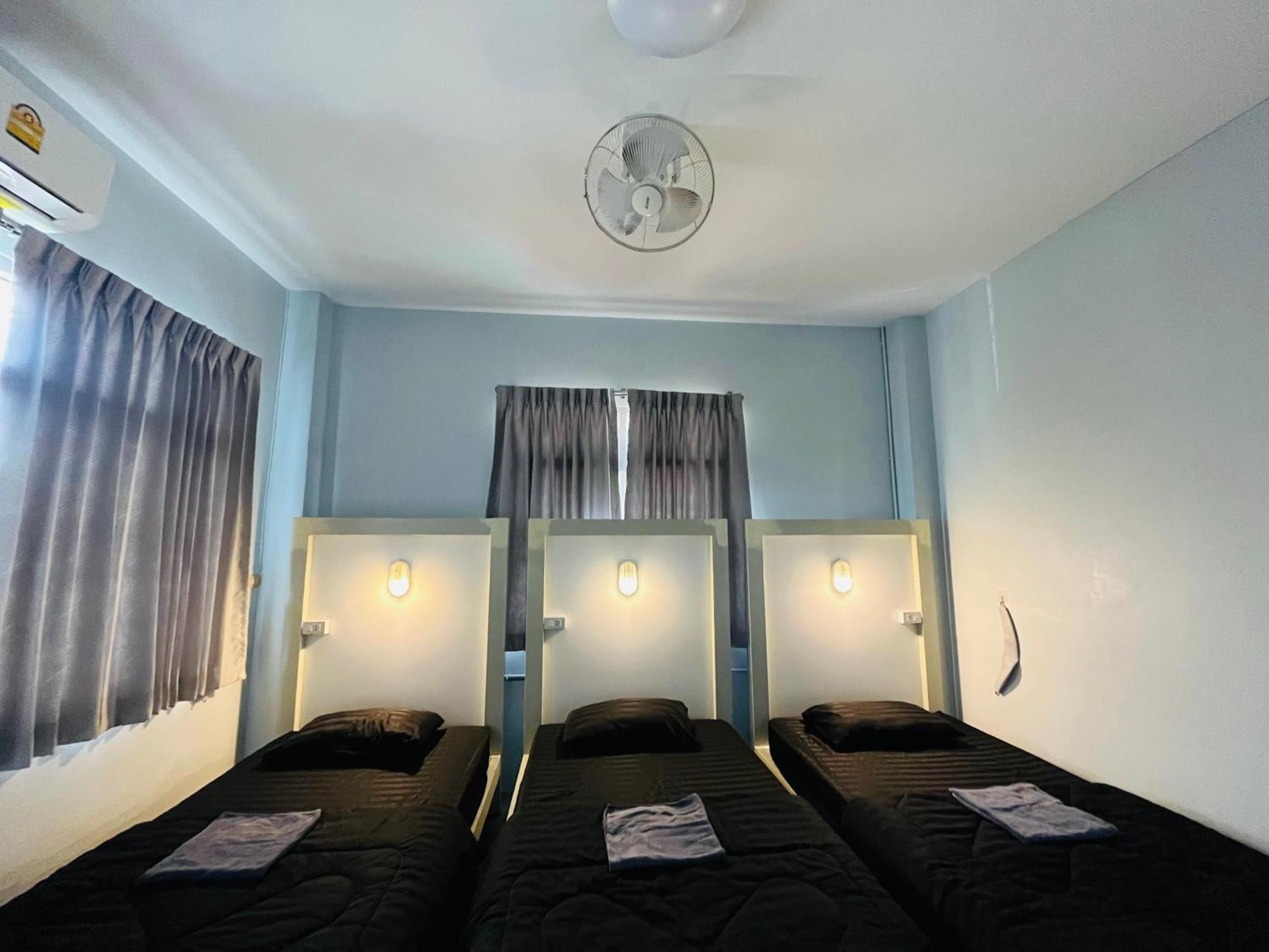 Patone Hostel プラナコーン・シー・アユタヤ エクステリア 写真