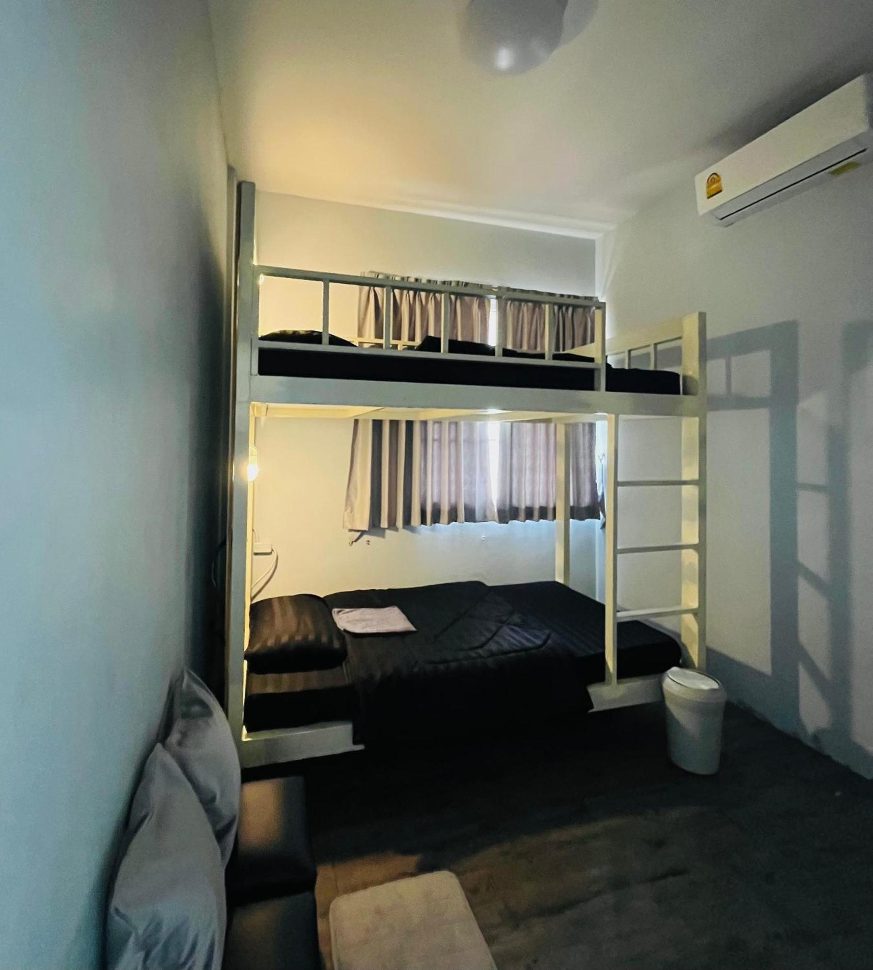 Patone Hostel プラナコーン・シー・アユタヤ エクステリア 写真
